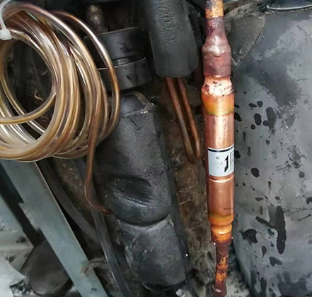 站前美的变频多联机空调维修售后服务中心